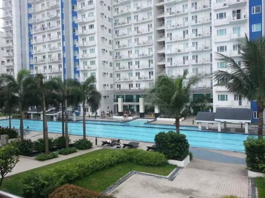 Grass Residences Sm North Edsa And Trinoma เกซอนซิตี้ ภายนอก รูปภาพ